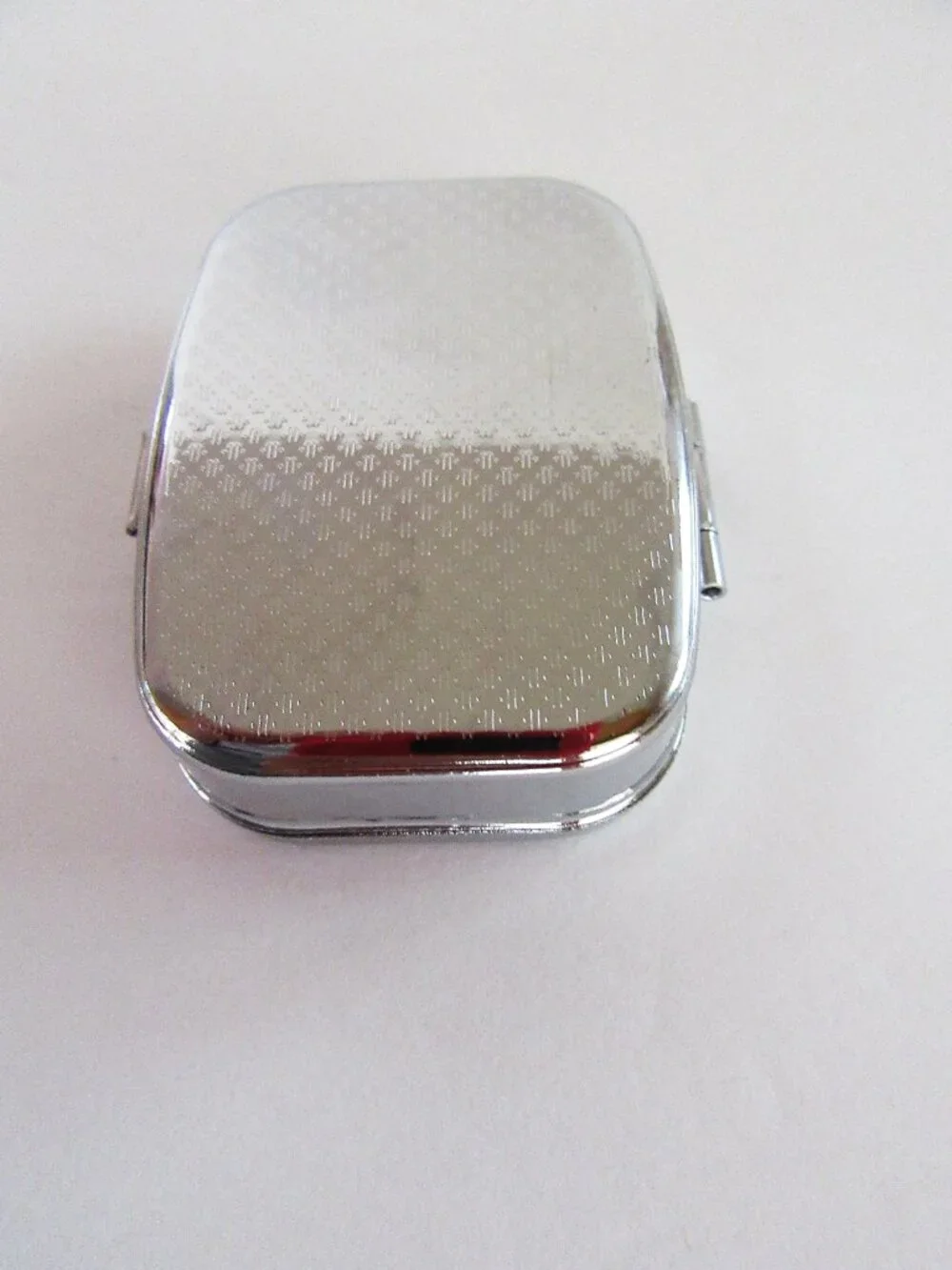 Pill box with mirror - 2 sections - floral print - Mid Century Revival